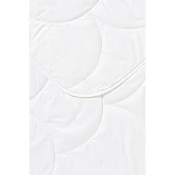 Shaynna Blaze Cotton Quilt