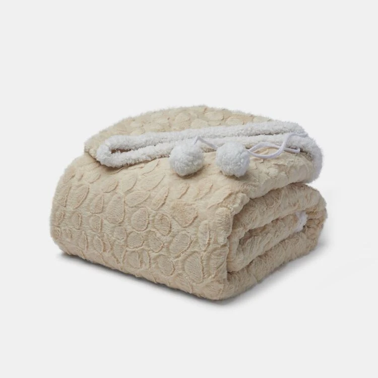 Odyssey Living Nordic Hooded Blanket Birch 3 Odyssey Living Nordic Hooded Blanket Birch - Image 3